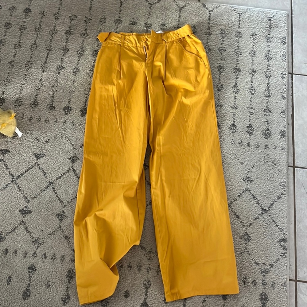 NWT BDG gold/mustard pants
